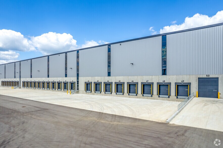 More Photos Of 10725 Louis St. Laurent Av, Milton Unknown For Lease