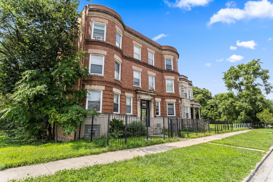 More Photos Of 7252 S Yale Ave, Chicago Apartments For Sale