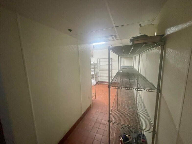 More Photos Of 1700 US-280, Phenix City Hotel For Sale