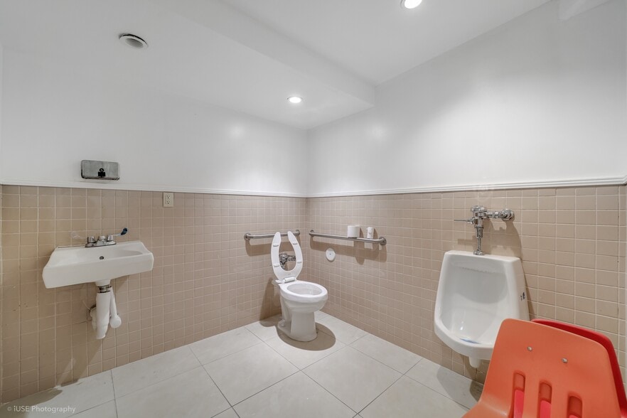 More Photos Of 150 SE 2nd Ave, Miami Office Residential For Sale