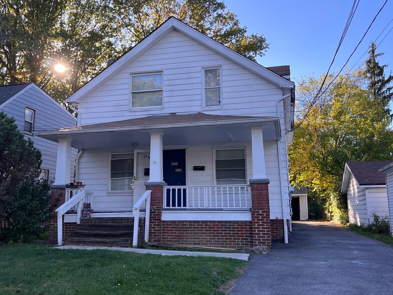 More Photos Of ,  Unknown For Sale