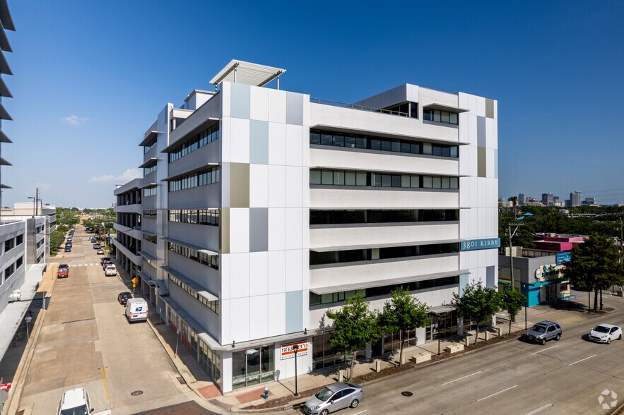 More Photos Of 3701-3801 Kirby & 2401 Portsmouth, Houston Unknown For Lease