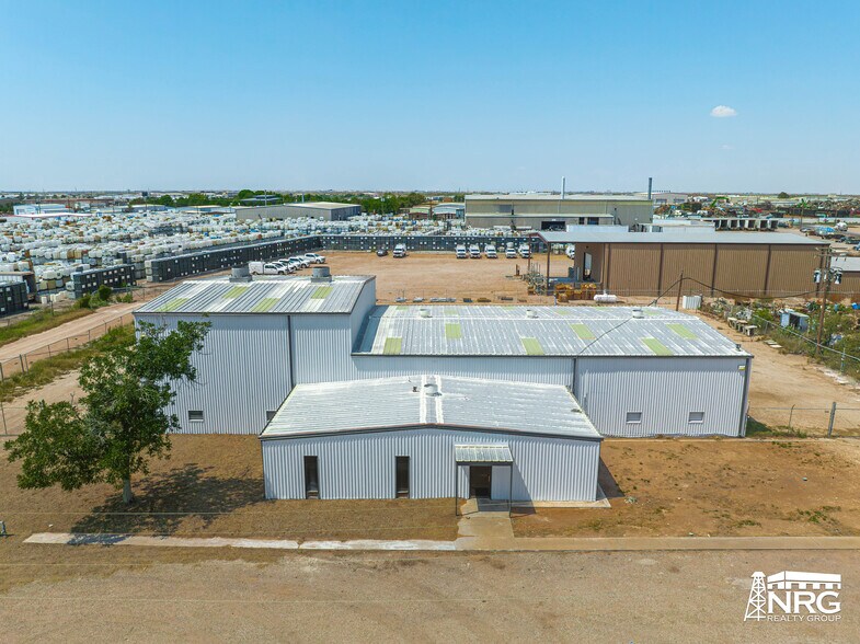 More Photos Of 11008 West County Road 128, Odessa Manufacturing For Lease