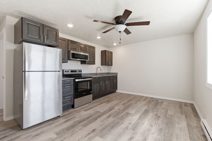 More Photos Of 301 Mount Vernon Blvd, Mount Vernon Apartments For Sale