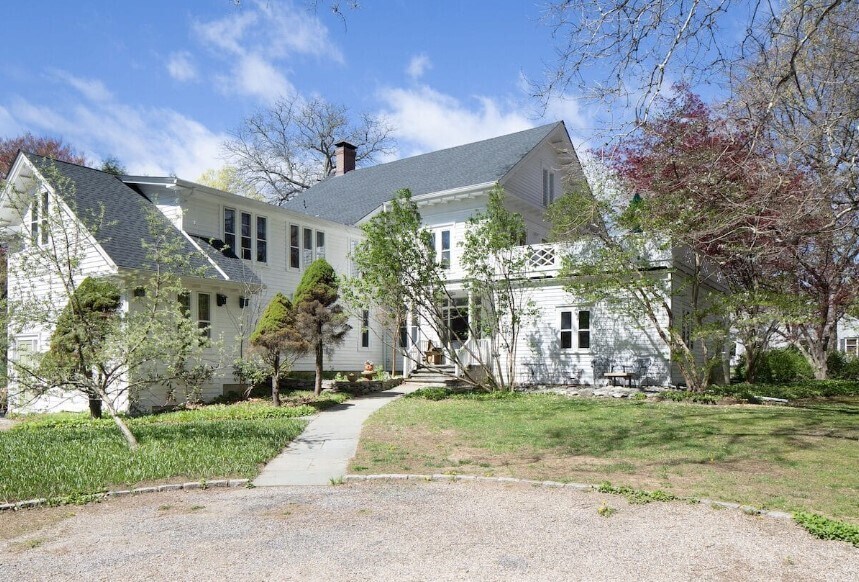 More Photos Of 308 Main St, Lakeville Apartments For Sale