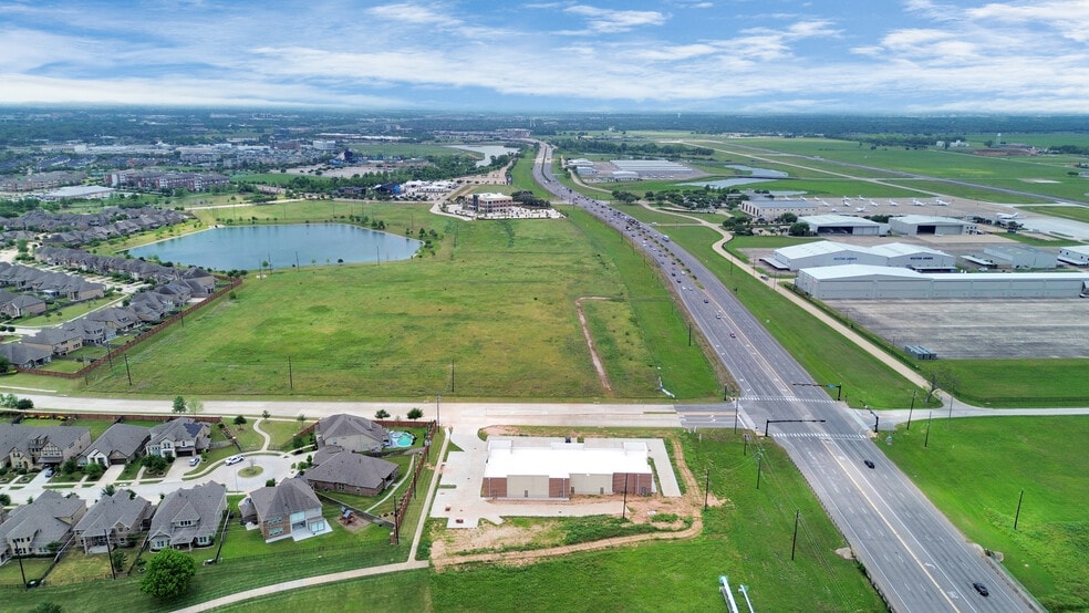 More Photos Of 440 Crown Garden Trail, Sugar Land Freestanding For Lease