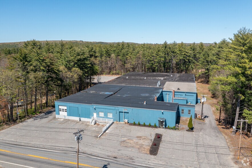 More Photos Of 365 Main St, Townsend Warehouse For Lease