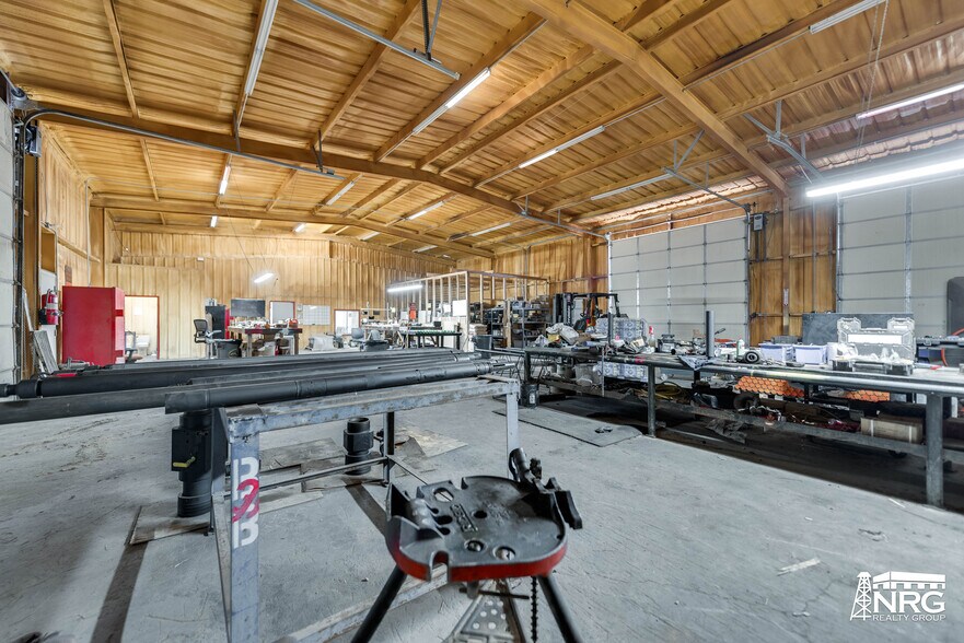 More Photos Of 9519 E CR 97, Midland Warehouse For Lease