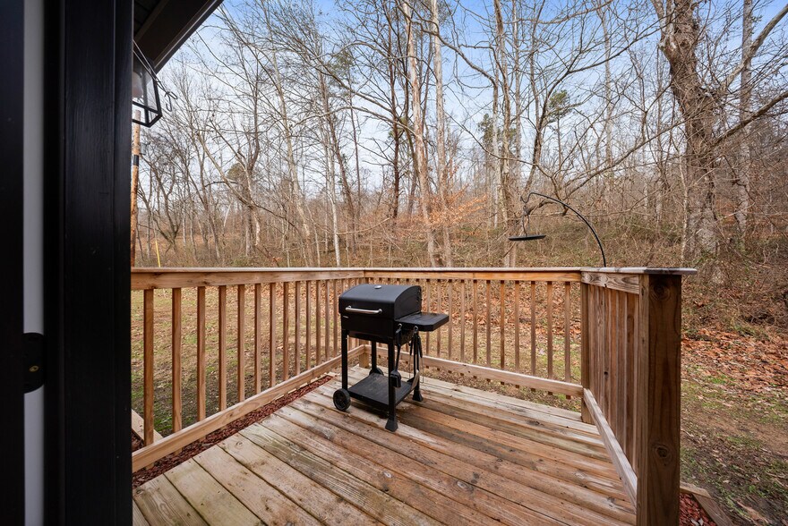 More Photos Of 325 Sinking Rd, Argillite Hospitality For Sale