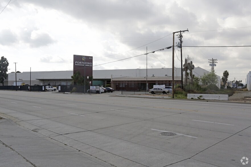 More Photos Of 6541 E Washington Blvd, Commerce Manufacturing For Lease