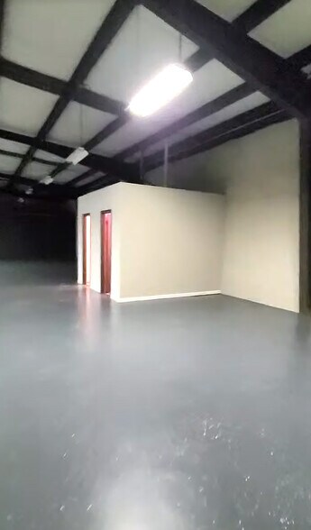 More Photos Of 4505 Atlanta St, Powder Springs Flex For Sale