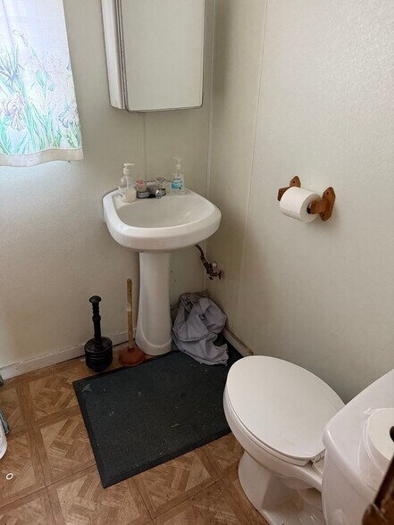 More Photos Of 72 Unity St, Turners Falls Freestanding For Sale