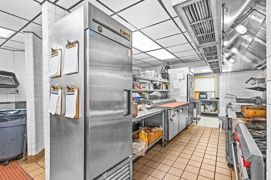 More Photos Of 2820 Midway Rd, Duluth Restaurant For Sale