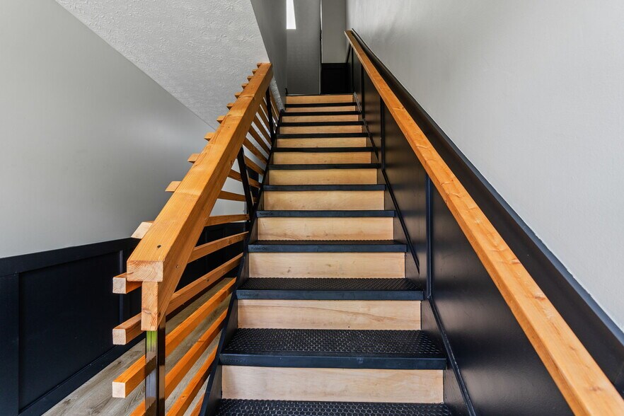 More Photos Of 1309 Fair Ave, Columbus Apartments For Sale