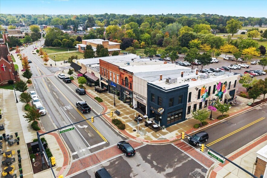 More Photos Of 104 S Leroy St, Fenton Storefront Retail Residential For Sale