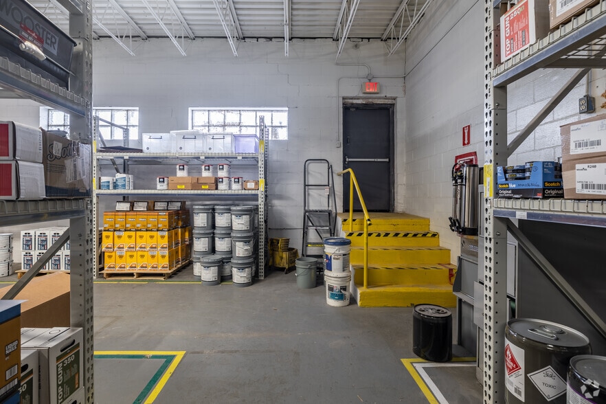 More Photos Of 315-319 E Market St, Akron General Retail For Sale