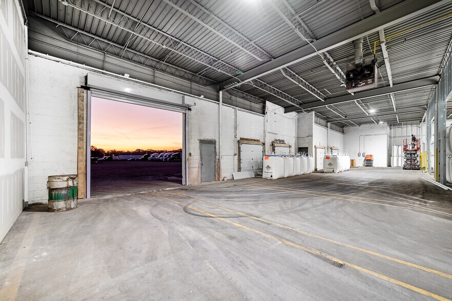 More Photos Of 799 E 73rd St, Cleveland Warehouse For Lease