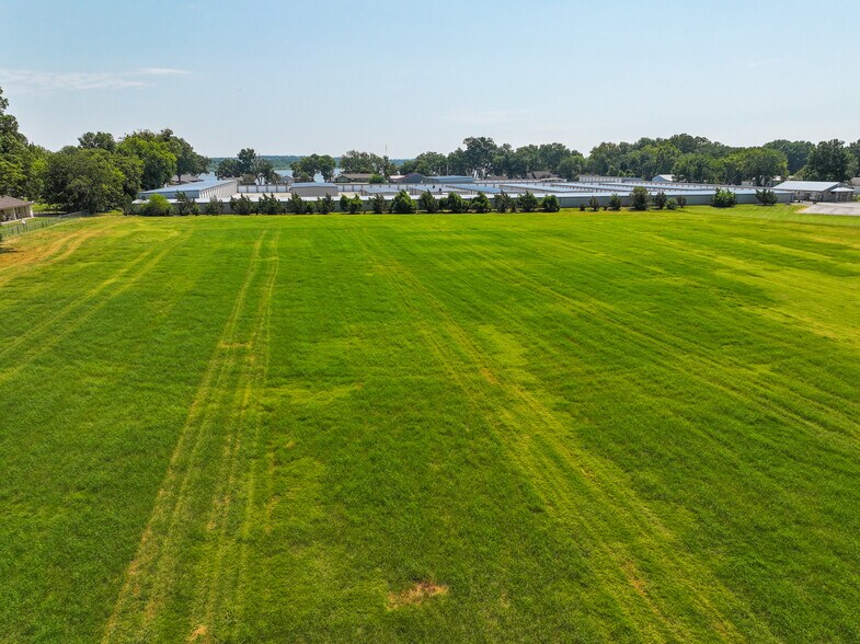 More Photos Of TBD Highway 59 Hwy, Grove Land For Sale