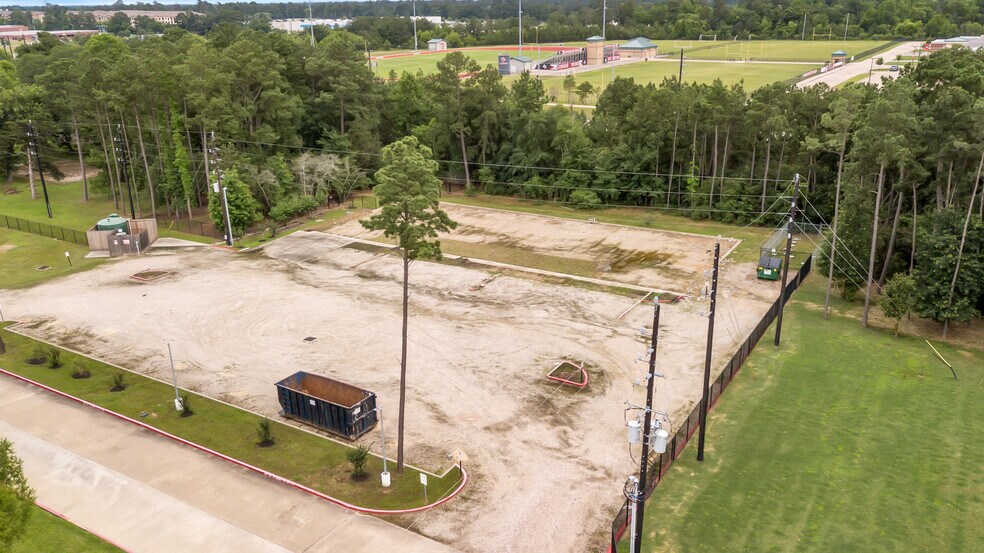 More Photos Of 26313 Kuykendahl, The Woodlands Land For Lease