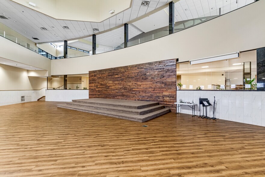 More Photos Of 1101 Brannon Rd, Nicholasville Religious Facility For Sale