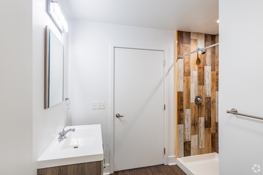 More Photos Of 432-440 1st Ave, Pittsburgh Apartments For Lease