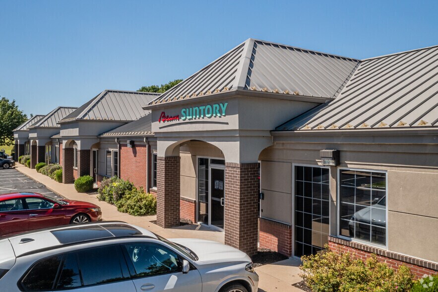 Primary Photo Of 5500 Pinnacle Point Dr, Rogers Office For Lease