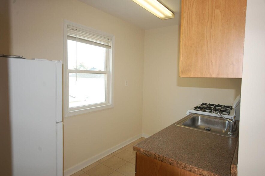 More Photos Of 293 4th Ave, Quantico Apartments For Sale