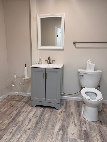 More Photos Of 39 Jordan St, Skaneateles Loft Creative Space For Lease