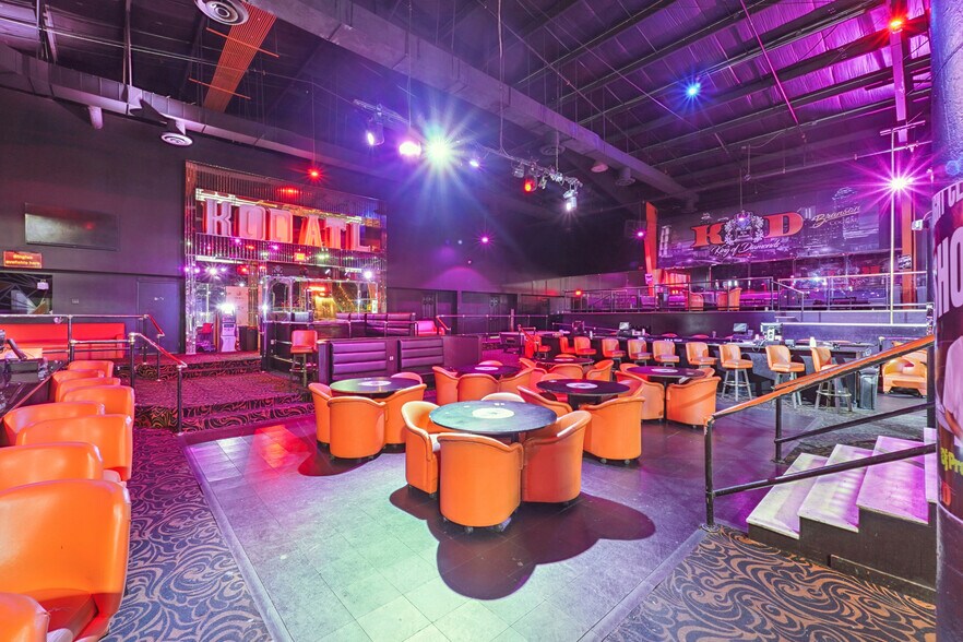 More Photos Of 4730 Frontage Rd, Forest Park Bar For Sale