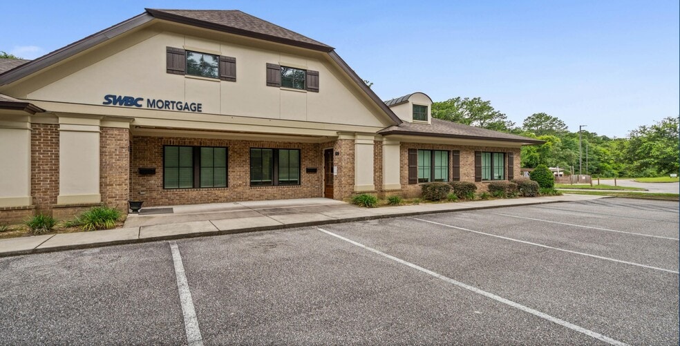More Photos Of 2344 Schillinger Rd S, Mobile Medical For Lease