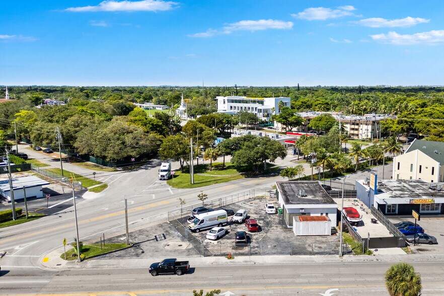 More Photos Of 11815 NE 2nd Ave, Miami Auto Repair For Sale