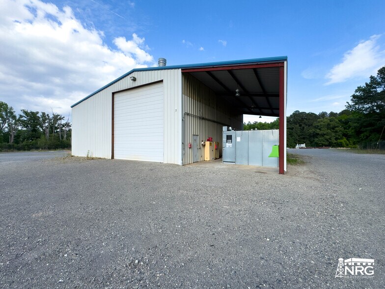More Photos Of 540 Four S Industrial Blvd, Kilgore Manufacturing For Lease
