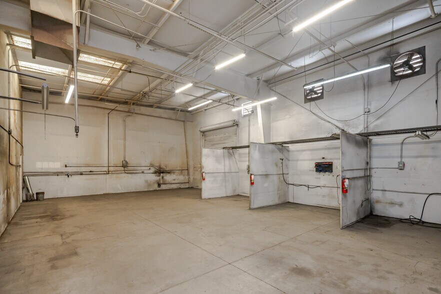 More Photos Of 1950 Centers Ave, Lake Havasu City Warehouse For Lease