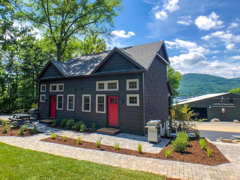 More Photos Of 10 Front St, Lake George Hospitality For Sale