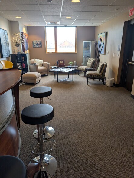 More Photos Of 125 W Main St, Carrboro Office For Lease