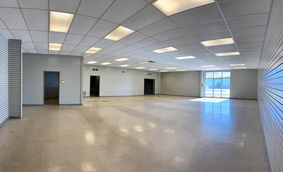 More Photos Of 190 Lower Bay St, Macon-Bibb Warehouse For Lease
