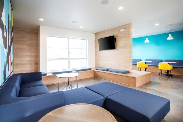 More Photos Of 11049 Magnolia Blvd, North Hollywood Apartments For Lease