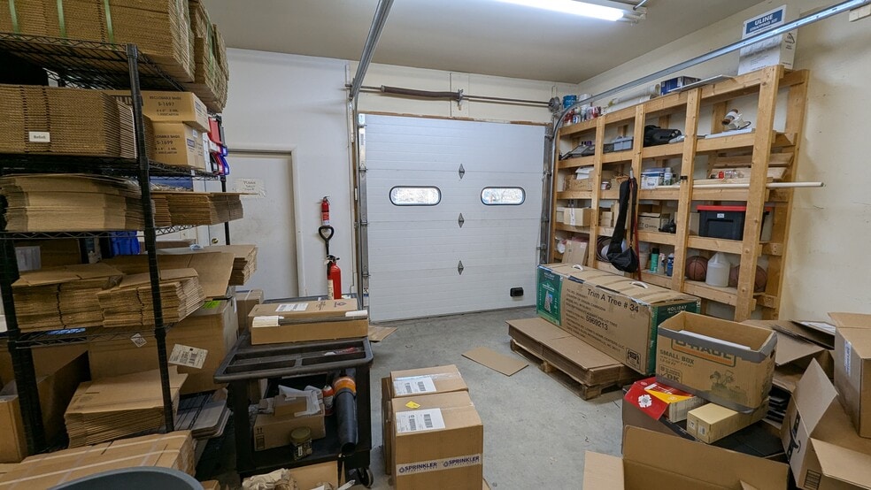More Photos Of 571 Blue Star Ct, Traverse City Warehouse For Sale