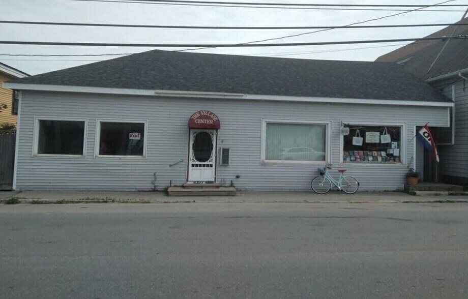 Primary Photo Of 54 Main St, Vinalhaven General Retail For Lease