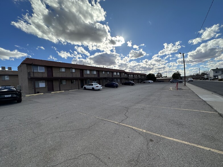 Primary Photo Of 1140 Monte Vista Ave, Las Cruces Apartments For Sale