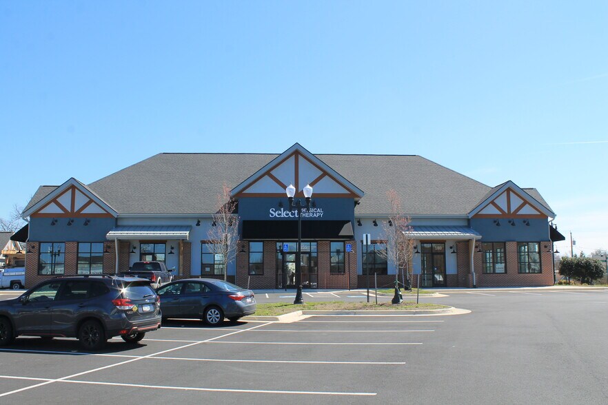 More Photos Of Lovettsville Sq S, Lovettsville Unknown For Lease