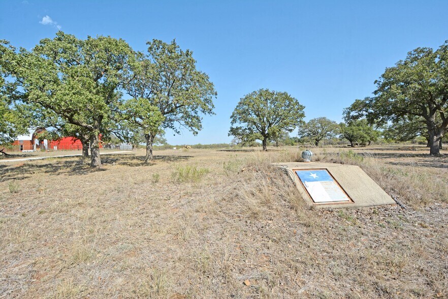 More Photos Of 460 Eastside Lake Rd, Graham Land For Sale