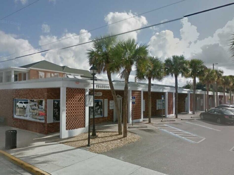 More Photos Of 120 E New York Ave, Deland Storefront Retail Office For Lease
