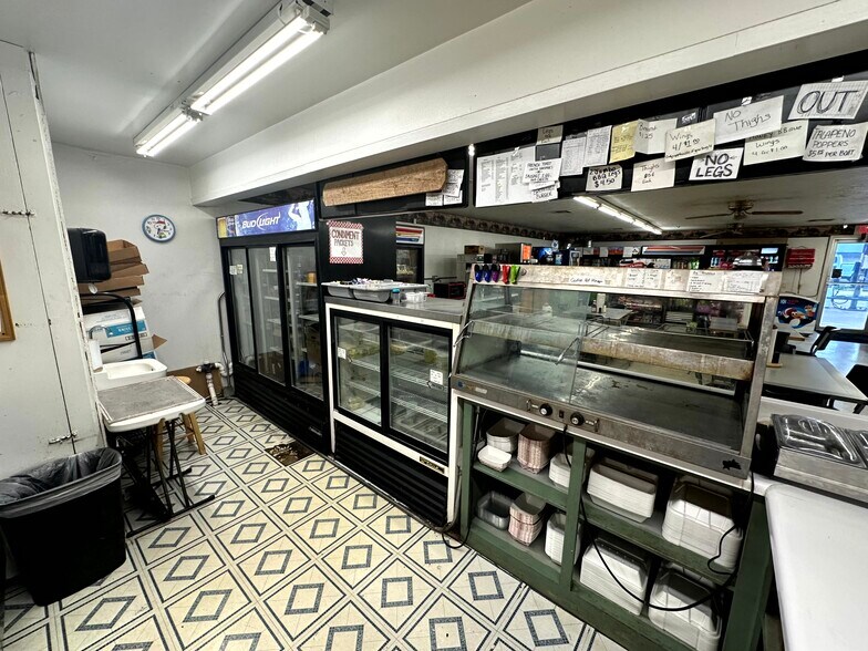 More Photos Of 812 Oklahoma ave, Okeene General Retail For Sale