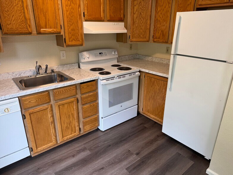 More Photos Of 820 32nd St, Bellingham Apartments For Sale