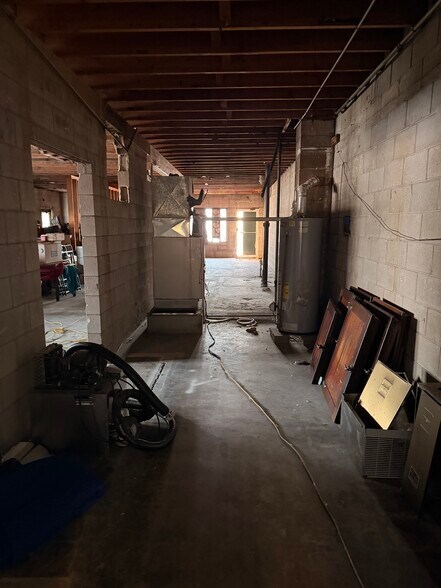 More Photos Of 3447 45th St, Highland Specialty For Sale