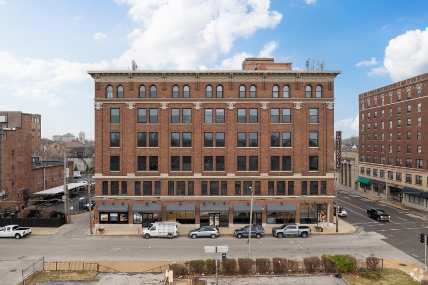 More Photos Of 625 N Euclid Ave, Saint Louis Apartments For Lease