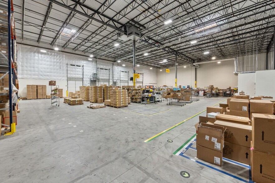 More Photos Of 6231 E Stassney Ln, Austin Warehouse For Lease