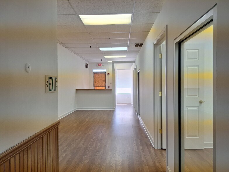 More Photos Of 17726-17732 Oak Park Ave, Tinley Park Medical For Sale