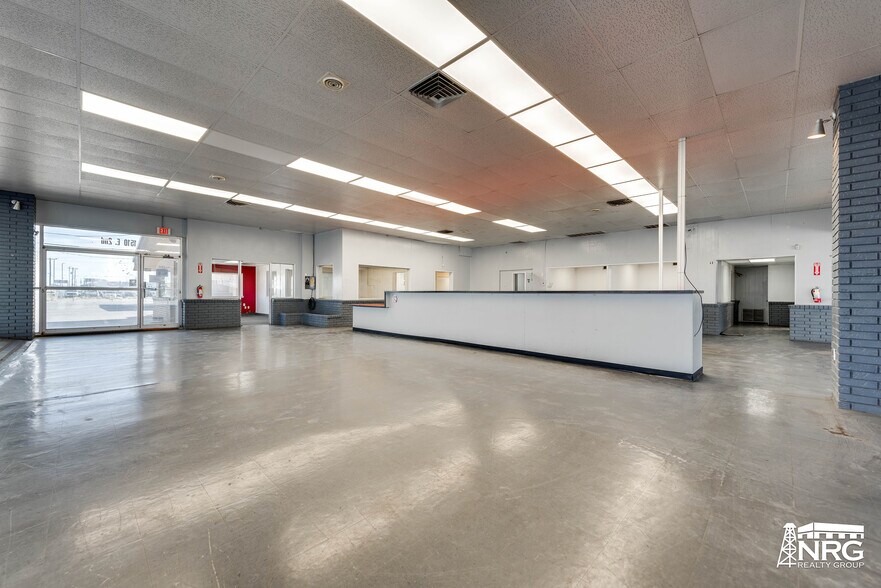 More Photos Of 1510 E 2nd St, Odessa Manufacturing For Lease